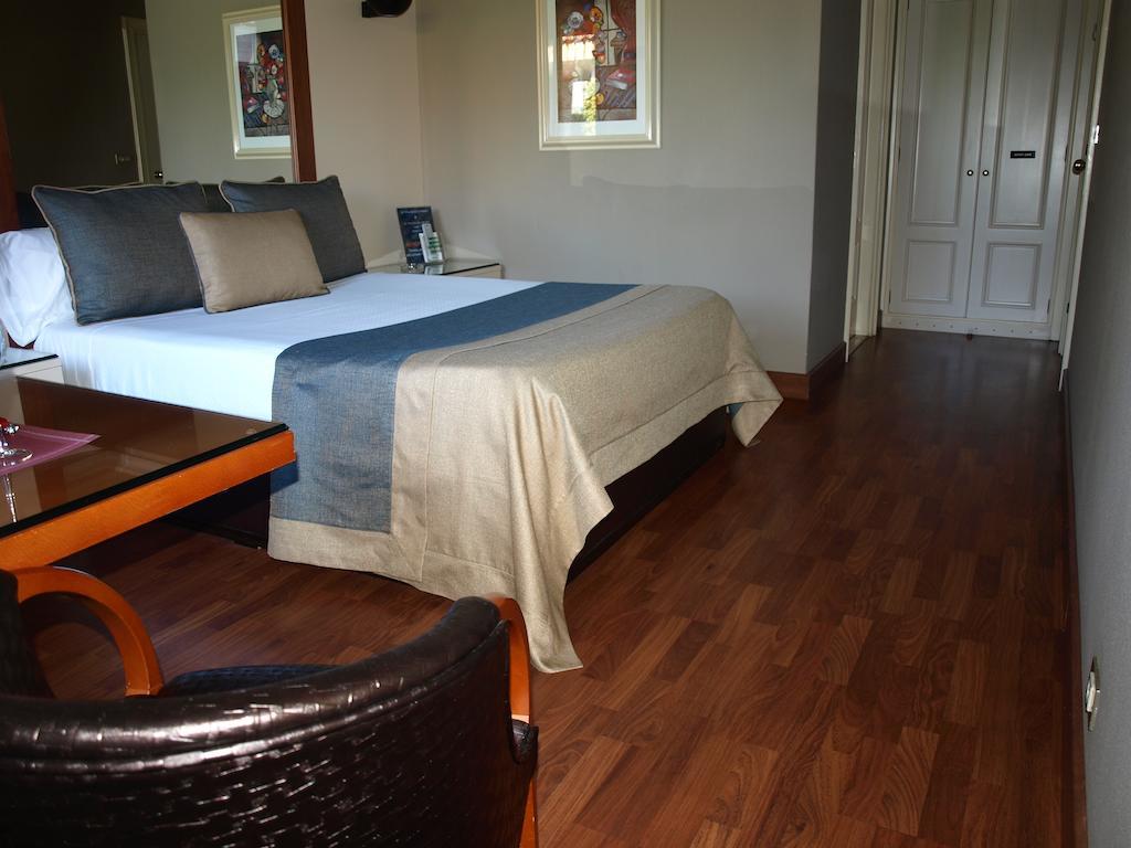 Motel Aeropuerto Vigo Zimmer foto